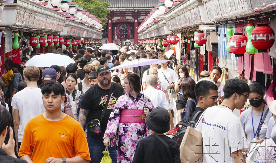 上半年访日外国人累计逾千万 为疫情来首次