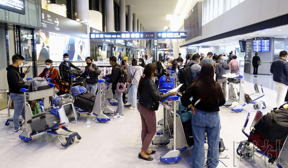 详讯：日本单日入境上限将增至2万人 户外可摘口罩