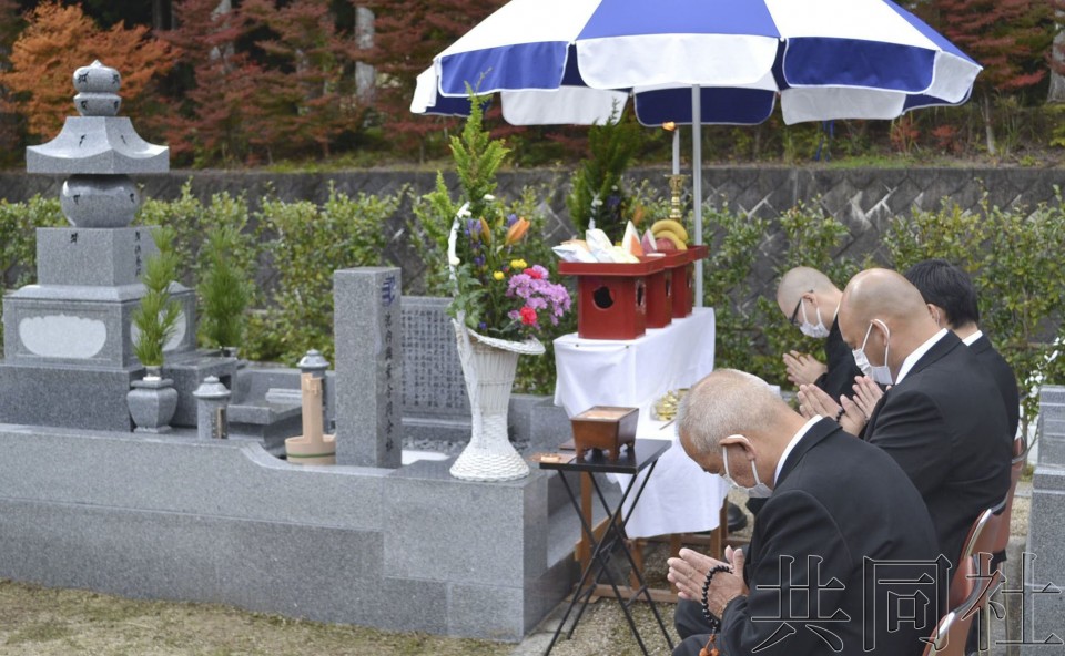 祭奠新冠逝者的供奉塔建于高野山
