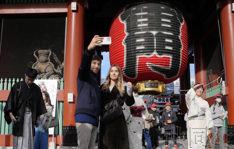前11个月访日外国人达3337万 刷新全年最高纪录