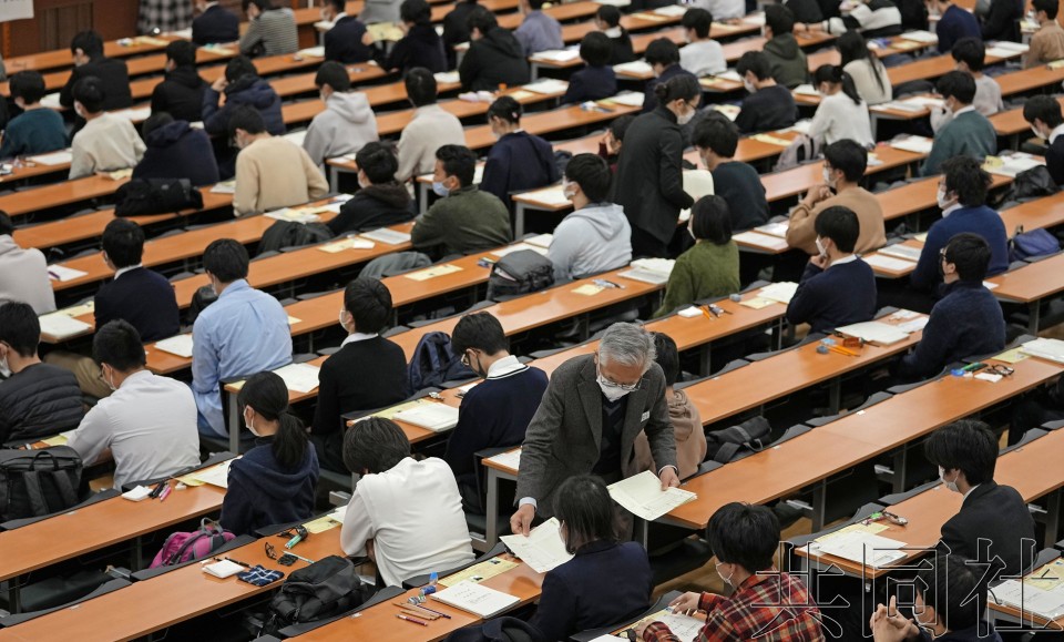 日本大学入学共通考试将加强手机作弊对策